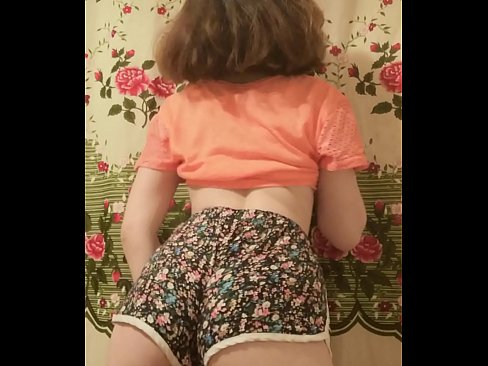 ❤️ Seksual yosh go'dak kamerada uning shortilarini echib tashlamoqda ❌ Anal pornoda bizda ﹏