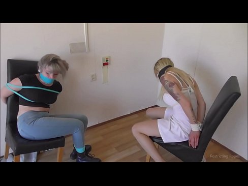 ❤️ Giyohvand / bog'langan va gagged / qayg'u ichida qiz ❌ Anal pornoda bizda ﹏